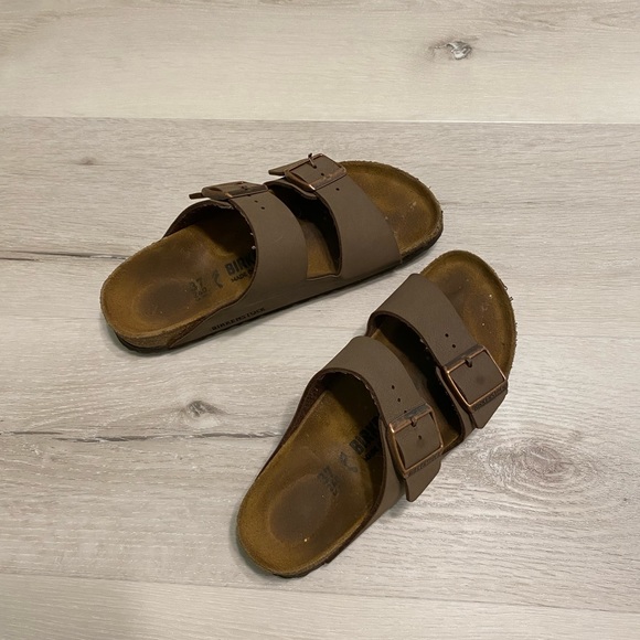 Birkenstock Shoes - Birkenstock Arizona Sandal, Mocha, size 37 (6-6.5)